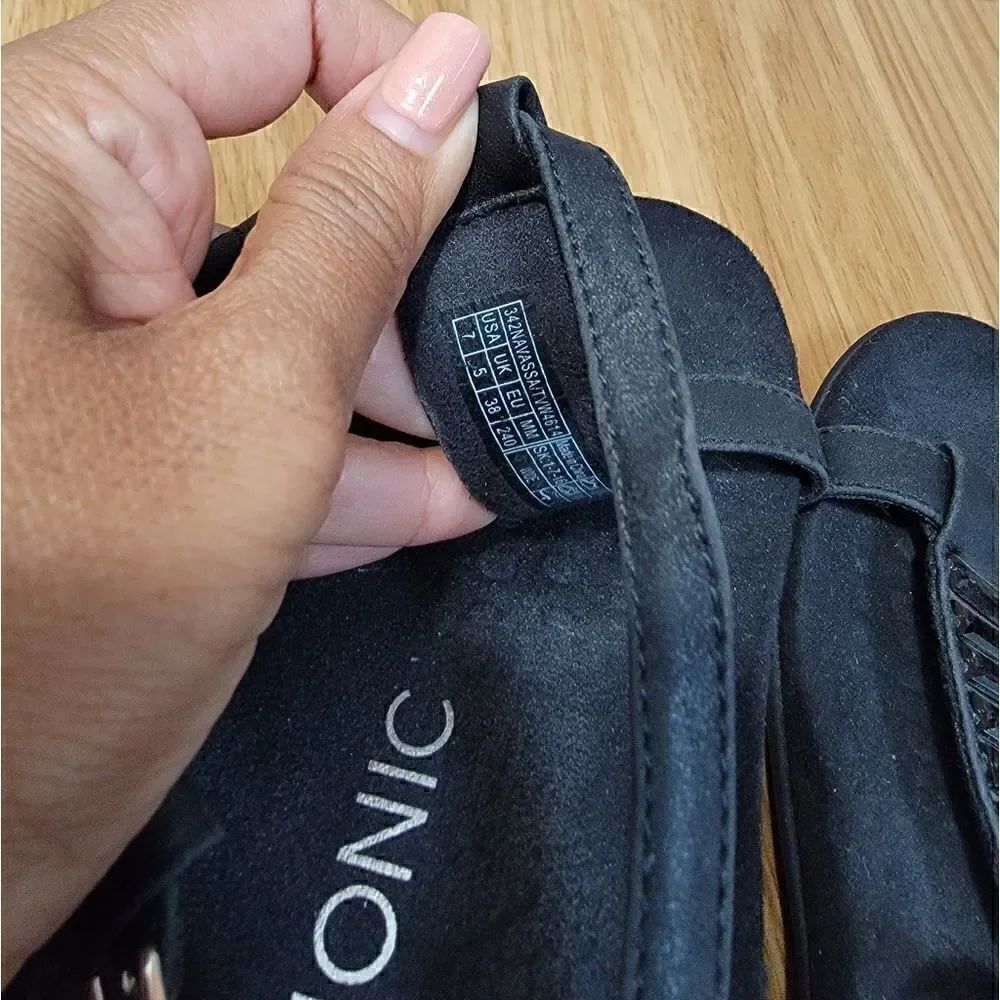 Vionic Navassa Black Sandals 7 - Picture 4 of 7